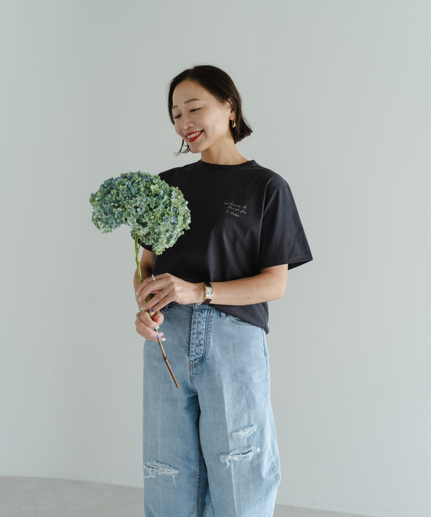 Botanical T-Shirt - Charcoal Black