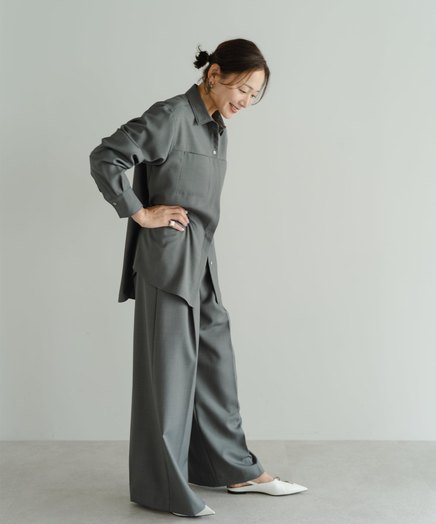 Tuck Wide Pants - Charcoal Gray
