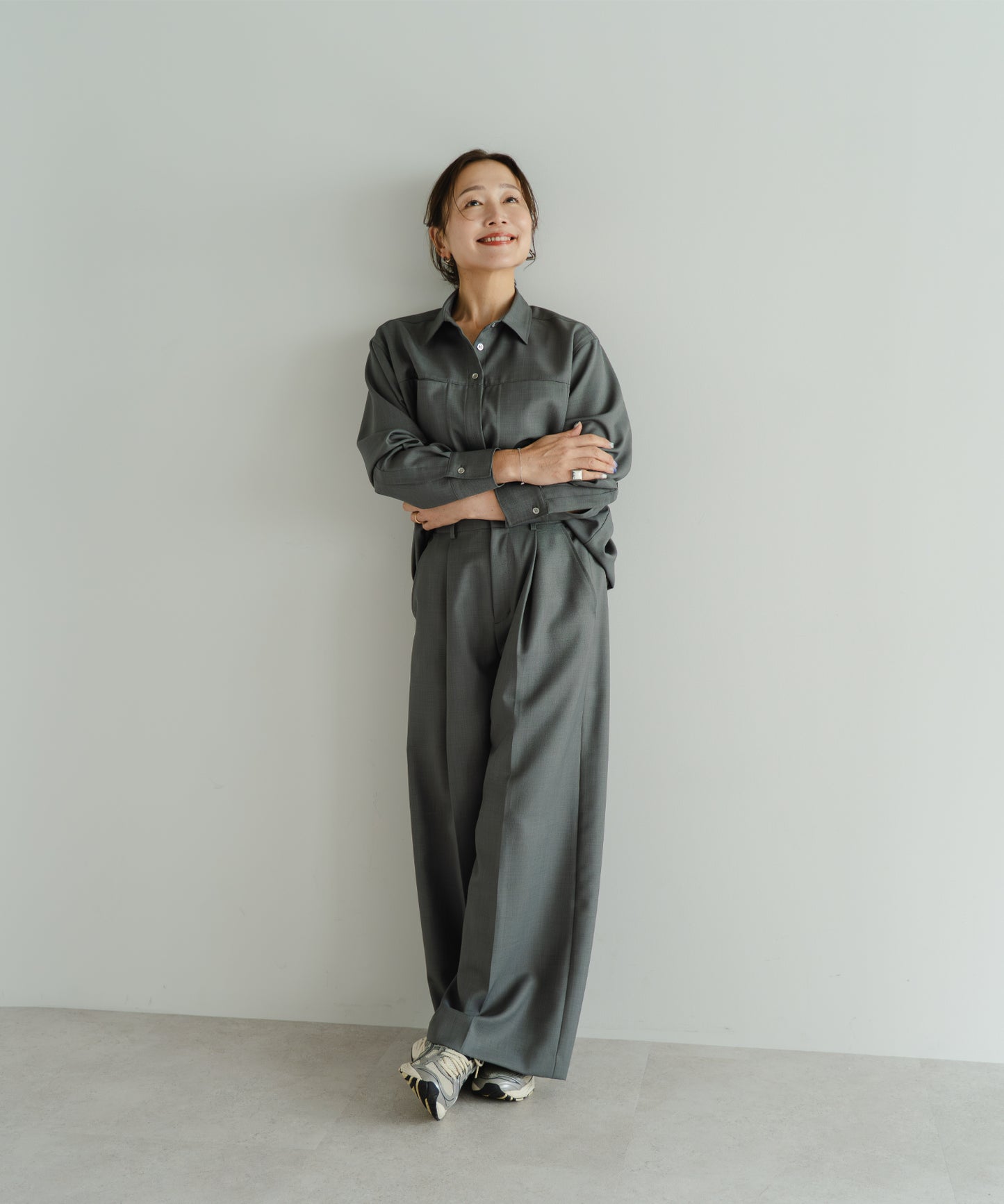 Tuck Wide Pants - Charcoal Gray