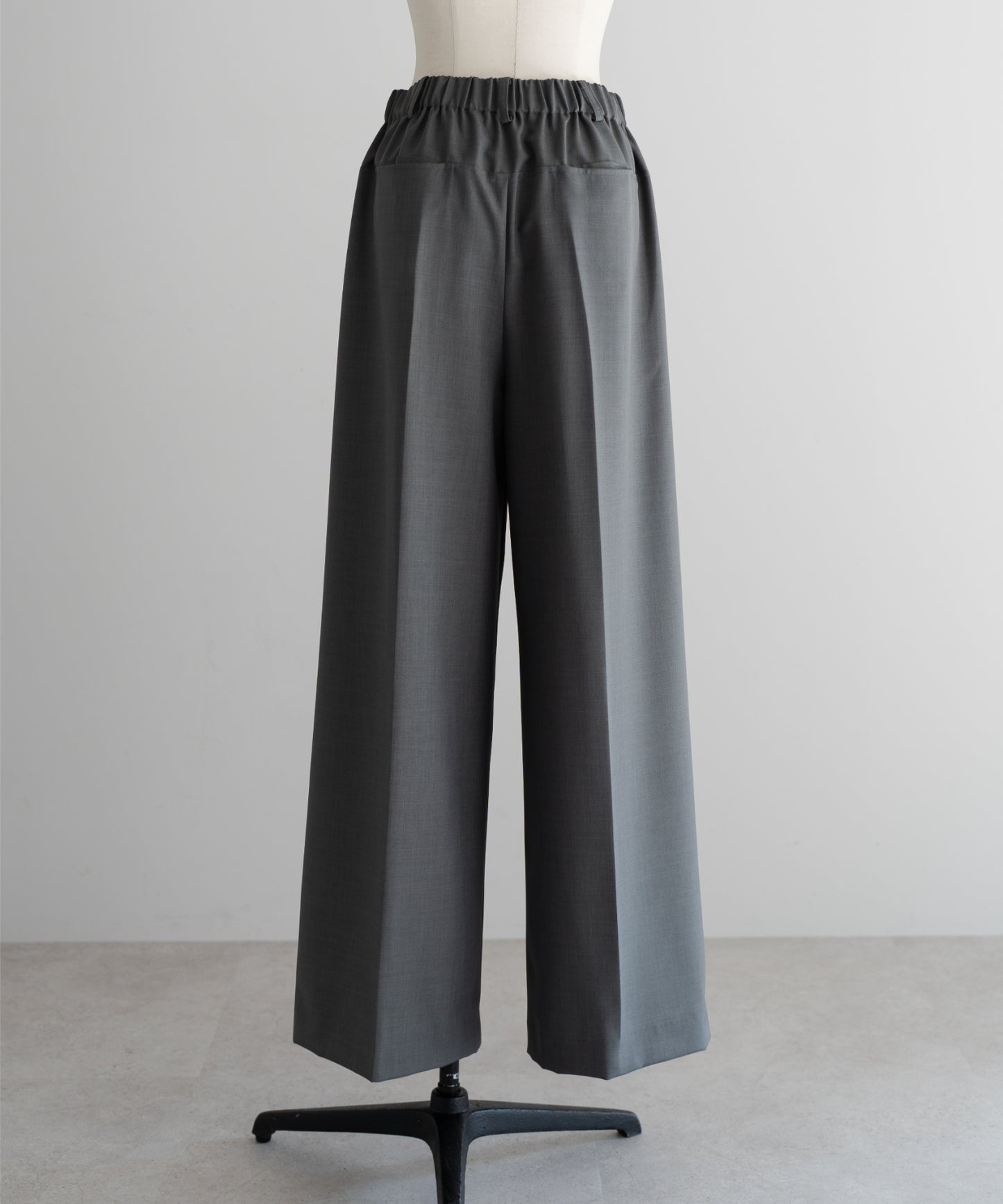 Tuck Wide Pants - Charcoal Gray