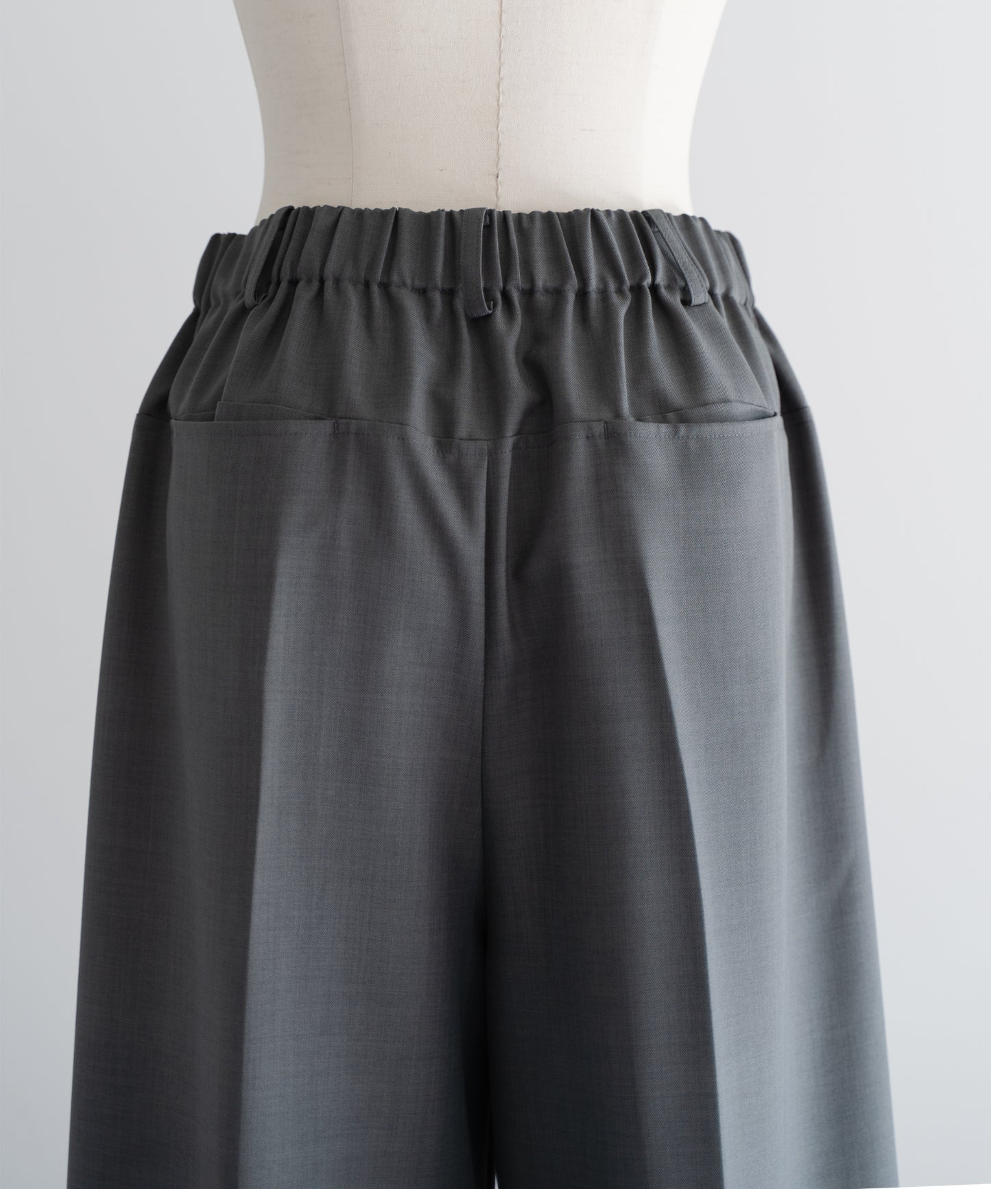 Tuck Wide Pants - Charcoal Gray